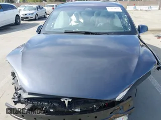 2019 Tesla Model X 75D with VIN 5YJXCBE23KF183801, listed as a IAAI auction lot 41757119 with 1 mi miles. Bid and sale history available at carsss.com. Image 10.