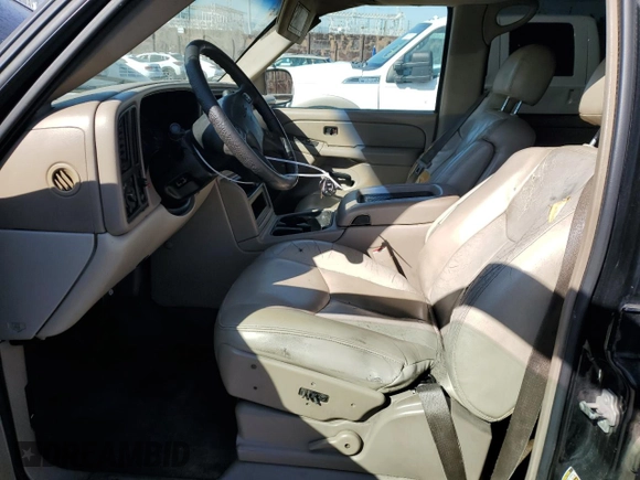 2005 GMC Yukon XL SLT with VIN 1GKEC16Z35J149310, listed as a Copart auction lot 49632265 with 134,419 mi miles and Salvage Title. Bid and sale history available at carsss.com. Image 7.