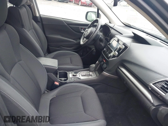 2021 Subaru Forester Premium with VIN JF2SKAFC7MH512678, listed as a IAAI auction lot 42375806 with 33,072 mi miles and . Bid and sale history available at DreamBid. Image 5.