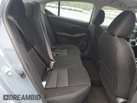 2025 Nissan Sentra SV z VIN 3N1AB8CV2SY267348, wystawiony jako Copart lot #54472065 z przebiegiem 1 780 mil mil oraz Szkoda całkowita • Salvage title. Historia ofert i sprzedaży dostępna na DreamBid. Obrazek 10.