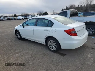 2012 Honda Civic z VIN 2HGFB2F44CH034163, wystawiony jako Copart lot #84198064 z przebiegiem 180 135 mil mil oraz Czysty tytuł • Clean title. Historia ofert i sprzedaży dostępna na DreamBid. Obrazek 2.