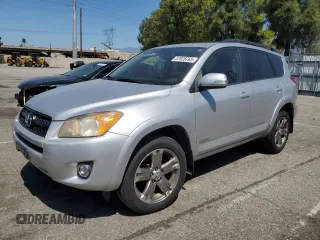 2010 Toyota RAV4 Sport с VIN JTMWF4DV0A5027869, выставлен на аукционе Copart как лот 57826765 с пробегом 196 536 миль миль и Чистый • Clean title. История ставок и продаж доступна на DreamBid. Изображение 1.