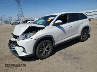 2019 Toyota Highlander LE z VIN 5TDZZRFH4KS294498, wystawiony jako Copart lot #54361595 z przebiegiem 93 320 mil mil oraz Szkoda całkowita • Salvage title. Historia ofert i sprzedaży dostępna na DreamBid. Obrazek 1.