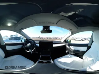 2022 Tesla Model Y Performance z VIN 7SAYGDEF2NF490794, wystawiony jako IAAI lot #42218742 z przebiegiem 41 402 mil mil oraz . Historia ofert i sprzedaży dostępna na DreamBid. Obrazek 20.