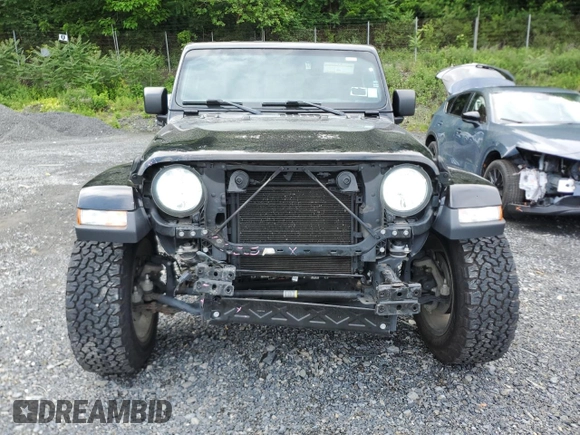 2021 Jeep Gladiator Sport S with VIN 1C6JJTAG4ML583148, listed as a Copart auction lot 59790835 with 48,623 mi miles and Salvage title. Bid and sale history available at DreamBid. Image 5.