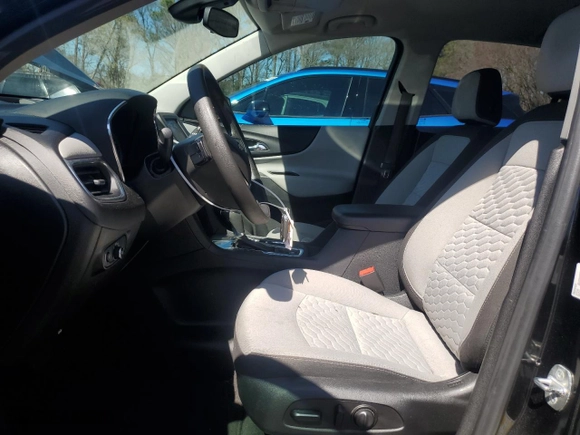 2020 Chevrolet Equinox LS with VIN 2GNAXHEV1L6109198, listed as a Copart auction lot 48431065 with 113,763 mi miles and Salvage Title. Bid and sale history available at carsss.com. Image 7.