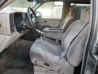 2001 Chevrolet Suburban LT with VIN 3GNEC16TX1G174313, listed as a Copart auction lot 42141645 with 205,982 mi miles and Salvage Title. Bid and sale history available at carsss.com. Image 7.