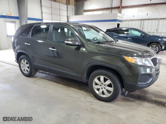 2012 Kia Sorento LX with VIN 5XYKT3A11CG196828, listed as a Copart auction lot 52381905 with 133,073 mi miles and Salvage Title. Bid and sale history available at carsss.com. Image 4.