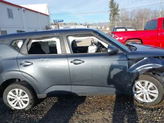 2020 Kia Soul LX with VIN KNDJ23AU2L7716198, listed as a IAAI auction lot 41667038 with 38,344 mi miles. Bid and sale history available at carsss.com. Image 13.