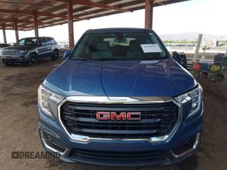 2024 GMC Terrain SLE с VIN 3GKALMEG8RL384400, выставлен на аукционе IAAI как лот 42358557 с пробегом 3 245 миль миль и . История ставок и продаж доступна на DreamBid. Изображение 13.