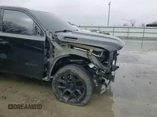 2022 Ram 1500 Big Horn z VIN 1C6SRFMT6NN223604, wystawiony jako Copart lot #45390005 z przebiegiem 5 461 mil mil oraz Szkoda całkowita • Salvage title. Historia ofert i sprzedaży dostępna na DreamBid. Obrazek 11.