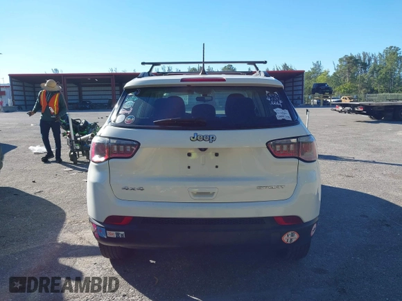 2020 Jeep Compass Sport with VIN 3C4NJDAB3LT210111, listed as a IAAI auction lot 41286048 with 78,372 mi miles and . Bid and sale history available at DreamBid. Image 15.