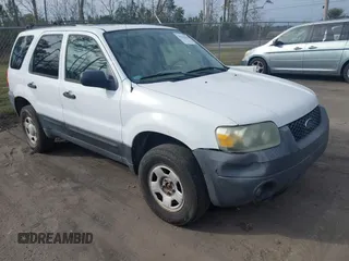 2006 Ford Escape с VIN 1FMYUO3106KC43893, выставлен на аукционе IAAI как лот 41510345 с пробегом 182 656 миль миль и . История ставок и продаж доступна на DreamBid. Изображение 1.