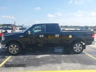 2008 Ford F-150 XLT z VIN 1FTPW14V28FB87601, wystawiony jako IAAI lot #42672726 z przebiegiem 220 203 mil mil oraz . Historia ofert i sprzedaży dostępna na DreamBid. Obrazek 14.