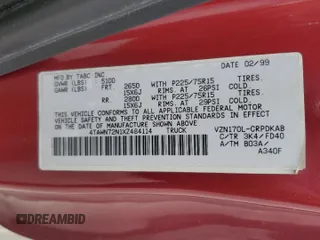 1999 Toyota Tacoma z VIN 4TAWN72N1XZ484114, wystawiony jako Copart lot #60478265 z przebiegiem 209 308 mil mil oraz Szkoda całkowita • Salvage title. Historia ofert i sprzedaży dostępna na DreamBid. Obrazek 12.