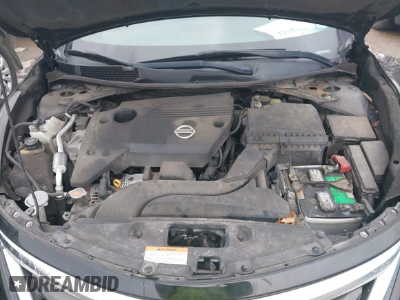2014 Nissan Altima 2.5 with VIN 1N4AL3AP9EC127186, listed as a IAAI auction lot 41724544 with 115,879 mi miles. Bid and sale history available at carsss.com. Image 10.