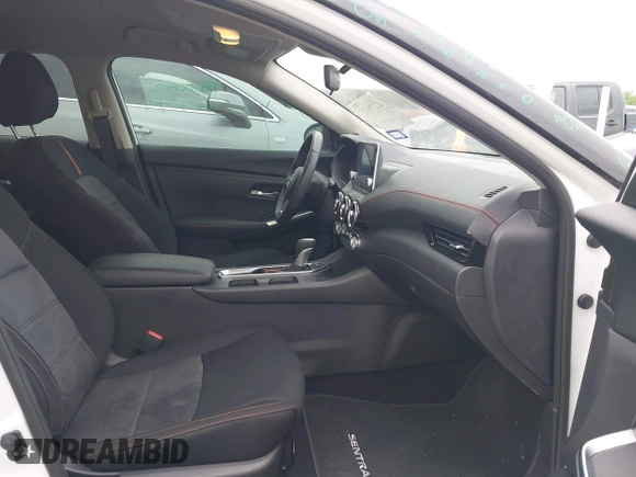 2024 Nissan Sentra SR with VIN 3N1AB8DVXRY378822, listed as a IAAI auction lot 42279641 with 8,042 mi miles and . Bid and sale history available at DreamBid. Image 5.