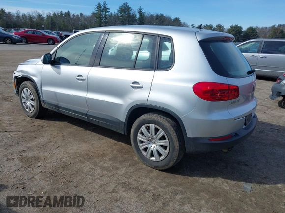 2012 Volkswagen Tiguan with VIN WVGCV7AX6CW589605, listed as a IAAI auction lot 41916090 with 123,223 mi miles and . Bid and sale history available at DreamBid. Image 3.