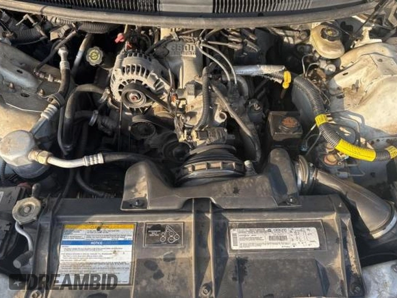 1997 Pontiac Firebird Firebird with VIN 2G2FS32K3V2232171, listed as a Copart auction lot 46740375 with 64,745 mi miles and Salvage title. Bid and sale history available at DreamBid. Image 7.