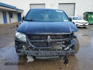 2019 Dodge Grand Caravan GT with VIN 2C4RDGEG3KR743769, listed as a Copart auction lot 50955085 with 92,732 mi miles and Salvage Title. Bid and sale history available at DreamBid. Image 5.