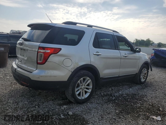 2013 Ford Explorer XLT z VIN 1FM5K7D99DGB05114, wystawiony jako Copart lot #57299235 z przebiegiem 121 950 mil mil oraz Szkoda całkowita • Salvage title. Historia ofert i sprzedaży dostępna na DreamBid. Obrazek 3.