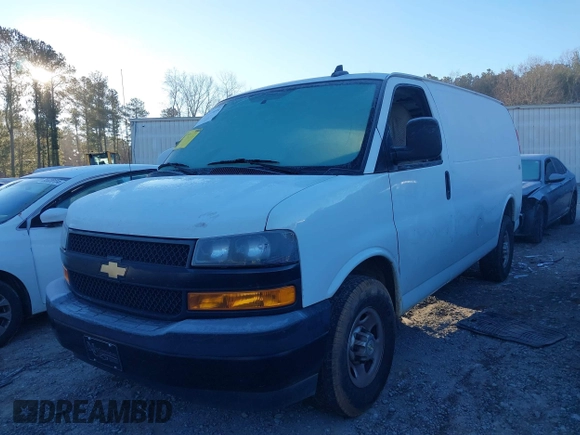 2021 Chevrolet Express Cargo z VIN 1GCWGAF76M1175319, wystawiony jako IAAI lot #41333994 z przebiegiem 81 474 mil mil oraz . Historia ofert i sprzedaży dostępna na DreamBid. Obrazek 17.