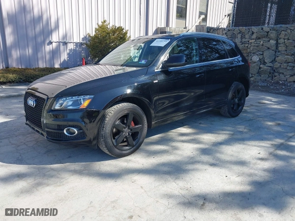 2011 Audi Q5 3.2L Premium Plus with VIN WA1DKAFP6BA038894, listed as a IAAI auction lot 41731751 with 165,703 mi miles. Bid and sale history available at carsss.com. Image 2.