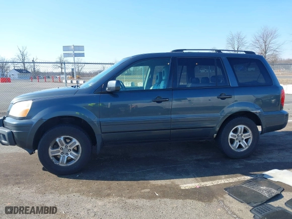 2003 Honda Pilot EX with VIN 2HKYF18503H610799, listed as a IAAI auction lot 41528867 with 323,810 mi miles. Bid and sale history available at carsss.com. Image 14.