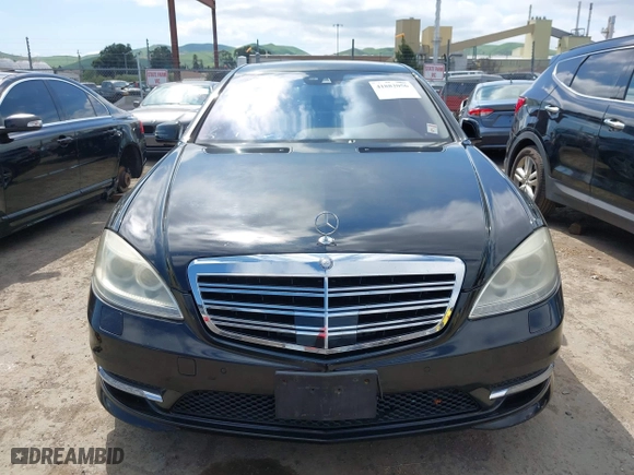 2012 Mercedes-Benz S-Class S 550 with VIN WDDNG7DB3CA465141, listed as a IAAI auction lot 41882056 with 142,110 mi miles. Bid and sale history available at carsss.com. Image 12.