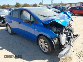 2022 Nissan Versa S z VIN 3N1CN8DV0NL861808, wystawiony jako IAAI lot #41659518 z przebiegiem 56 857 mil mil oraz . Historia ofert i sprzedaży dostępna na DreamBid. Obrazek 1.