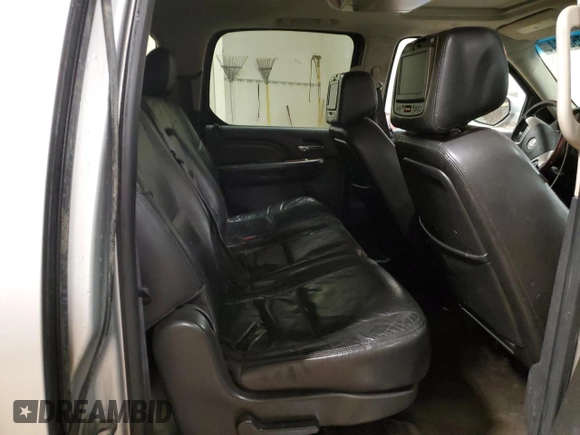 2011 Cadillac Escalade ESV Luxury z VIN 1GYS4HEF2BR344981, wystawiony jako Copart lot #87521245 z przebiegiem 189 483 mil mil oraz Czysty tytuł • Clean title. Historia ofert i sprzedaży dostępna na DreamBid. Obrazek 11.