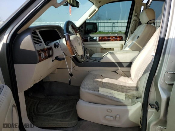 2004 Lincoln Navigator Luxury with VIN 5LMFU27R04LJ35233, listed as a Copart auction lot 48475545 with 227,976 mi miles and Salvage Title. Bid and sale history available at carsss.com. Image 7.