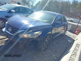 2016 Nissan Altima SR with VIN 1N4AL3AP7GC268888, listed as a IAAI auction lot 41826694 with 250,920 mi miles and . Bid and sale history available at carsss.com. Image 2.