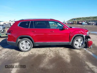 2018 Volkswagen Atlas SEL Premium with VIN 1V2NR2CAXJC532205, listed as a IAAI auction lot 41598269 with 122,975 mi miles and . Bid and sale history available at DreamBid. Image 13.