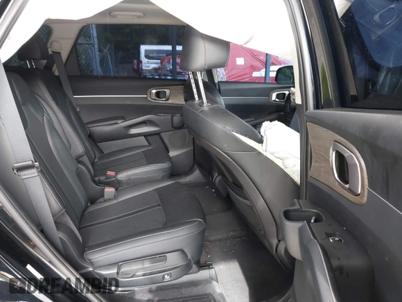 2021 Kia Sorento EX with VIN 5XYRH4LF8MG035053, listed as a IAAI auction lot 42266693 with 62,936 mi miles and . Bid and sale history available at DreamBid. Image 8.