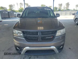 2019 Dodge Journey Crossroad z VIN 3C4PDCGG8KT717064, wystawiony jako Copart lot #55677305 z przebiegiem 115 493 mil mil oraz Szkoda całkowita • Salvage title. Historia ofert i sprzedaży dostępna na DreamBid. Obrazek 5.