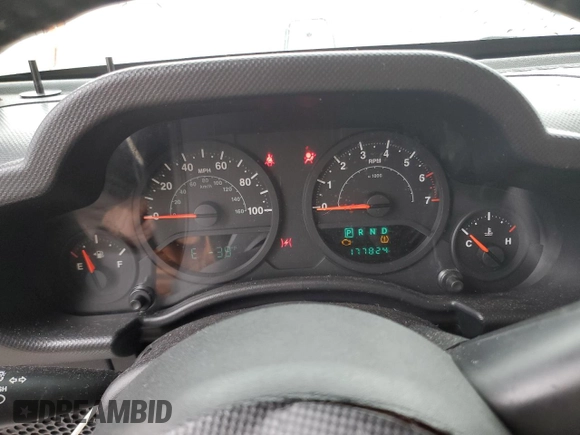 2008 Jeep Wrangler Unlimited X with VIN 1J4GA39188L653530, listed as a Copart auction lot 52585055 with 177,824 mi miles and Salvage Title. Bid and sale history available at carsss.com. Image 9.