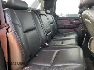2008 Cadillac Escalade EXT z VIN 3GYFK62858G128598, wystawiony jako Copart lot #43611805 z przebiegiem 128 333 mil mil oraz Szkody całkowita. Historia ofert i sprzedaży dostępna na DreamBid. Obrazek 10.