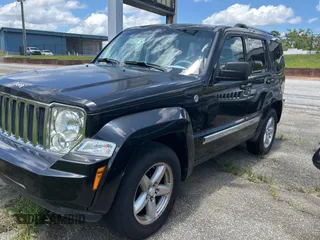 2008 Jeep Liberty Limited with VIN 1J8GN58K58W165434, listed as a Copart auction lot 61976925 with 131,536 mi miles and Clean title. Bid and sale history available at DreamBid. Image 2.