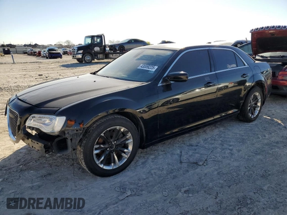 2017 Chrysler 300 Limited with VIN 2C3CCAAG8HH593852, listed as a Copart auction lot 43559225 with 90,538 mi miles and Salvage Title. Bid and sale history available at carsss.com. Image 1.