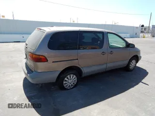 1999 Toyota Sienna CE with VIN 4T3ZF19C6XU147017, listed as a Copart auction lot 81604574 with 153,181 mi miles and Clean Title. Bid and sale history available at carsss.com. Image 3.