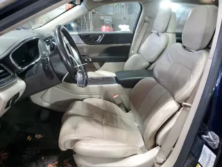 2017 Lincoln Continental Reserve with VIN 1LN6L9NP9H5610582, listed as a Copart auction lot 82686464 with 109,712 mi miles and Clean Title. Bid and sale history available at carsss.com. Image 7.