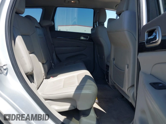 2012 Jeep Grand Cherokee Laredo with VIN 1C4RJEAG5CC112230, listed as a IAAI auction lot 41997483 with 302,923 mi miles. Bid and sale history available at carsss.com. Image 8.
