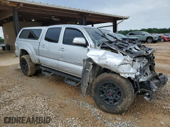 2013 Toyota Tacoma with VIN 5TFMU4FN8DX019022, listed as a Copart auction lot 54164235 with 110,614 mi miles and Salvage title. Bid and sale history available at DreamBid. Image 4.