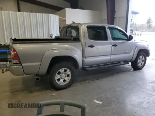 2015 Toyota Tacoma with VIN 3TMLU4EN7FM170049, listed as a Copart auction lot 52083725 with 162,062 mi miles and Salvage Title. Bid and sale history available at DreamBid. Image 3.