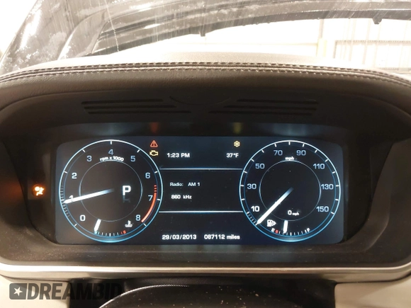 2016 Land Rover Range Rover HSE z VIN SALGS2PFXGA314542, wystawiony jako IAAI lot #41510041 z przebiegiem 87 112 mil mil oraz . Historia ofert i sprzedaży dostępna na DreamBid. Obrazek 7.