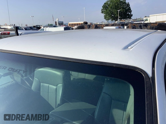 2016 Ford F-250 XLT with VIN 1FT7X2B66GEA39597, listed as a IAAI auction lot 42674454 with 132,770 mi miles and . Bid and sale history available at DreamBid. Image 5.