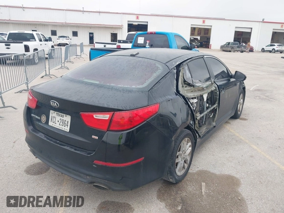 2014 Kia Optima LX z VIN 5XXGM4A79EG308084, wystawiony jako IAAI lot #41789552 z przebiegiem 267 803 mil mil oraz . Historia ofert i sprzedaży dostępna na DreamBid. Obrazek 4.