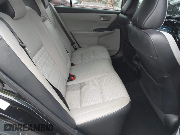 2015 Toyota Camry XLE with VIN 4T1BF1FK9FU114582, listed as a IAAI auction lot 41801187 with 165,199 mi miles. Bid and sale history available at carsss.com. Image 8.