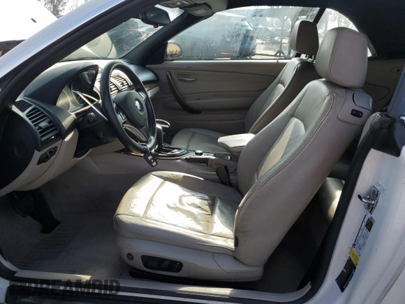 2008 BMW 1 Series 128i with VIN WBAUN13518VH79634, listed as a Copart auction lot 43091755 with 100,180 mi miles and Salvage Title. Bid and sale history available at DreamBid. Image 7.